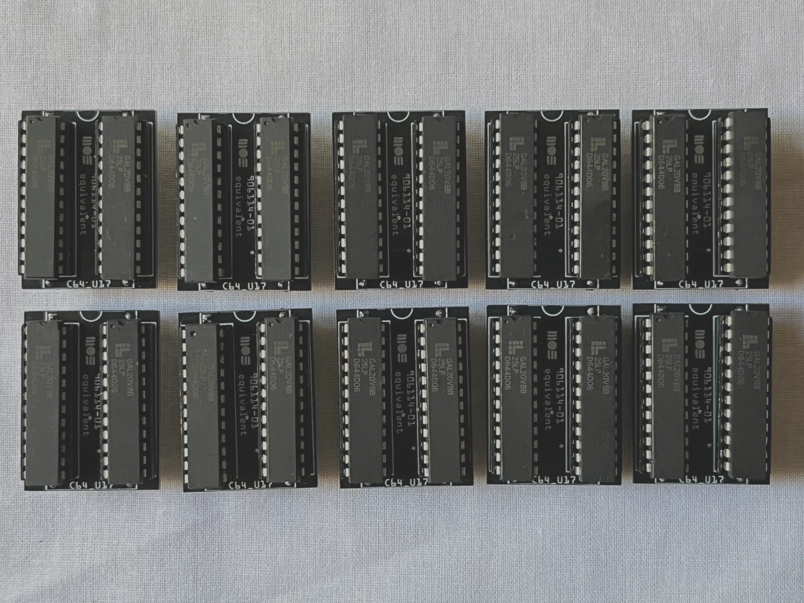 Commodore 64 PLA Gold Precision Pin Replacement Board (MOS 906114-01 ...